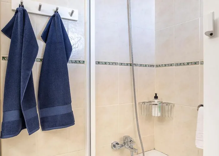 Apartment Blue Garden - Cozy With Atlantic Views