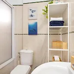 Blue Garden - Stylish With Atlantic Views
