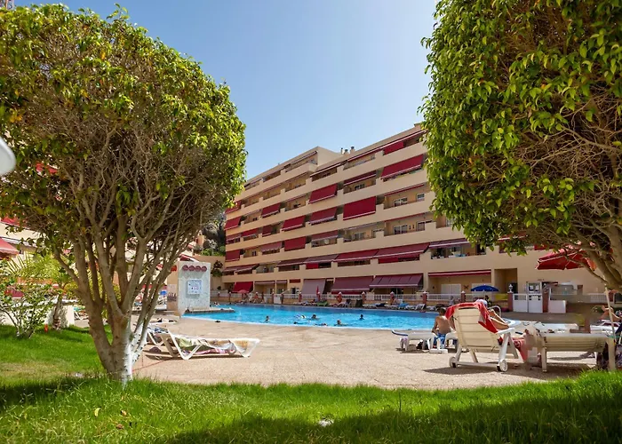 Апартаменты Blue Garden - Cozy With Atlantic Views *