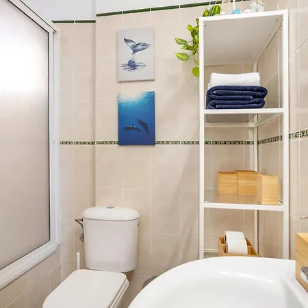 Blue Garden - Cozy With Atlantic Views