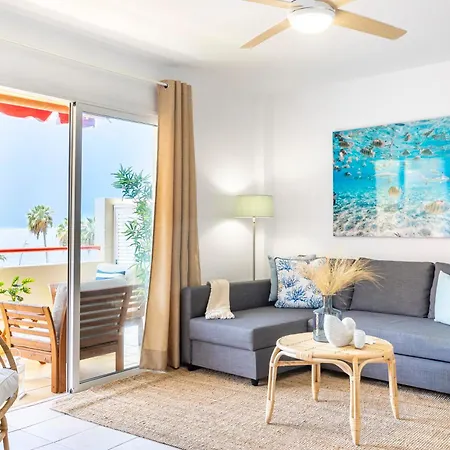 Blue Garden - Cozy With Atlantic Views