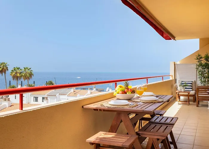 Lägenhet Blue Garden - Cozy With Atlantic Views *